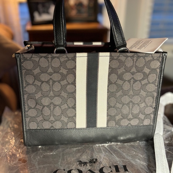 NWT Coach Dempsey Signature Jacquard Carryall- Shoulder Bag/Crossbody - Picture 10 of 16